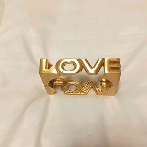 LOVE BRACELET